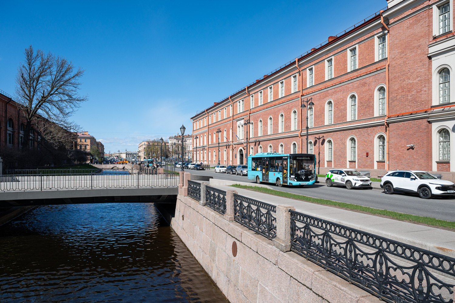 Saint Petersburg, Volgabus-4298.G4 (LNG) # 6889