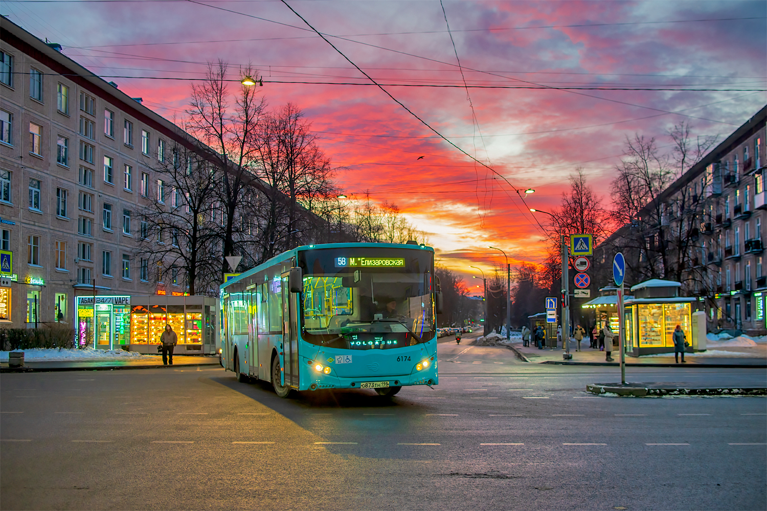 Saint Petersburg, Volgabus-5270.G2 (LNG) # 6174