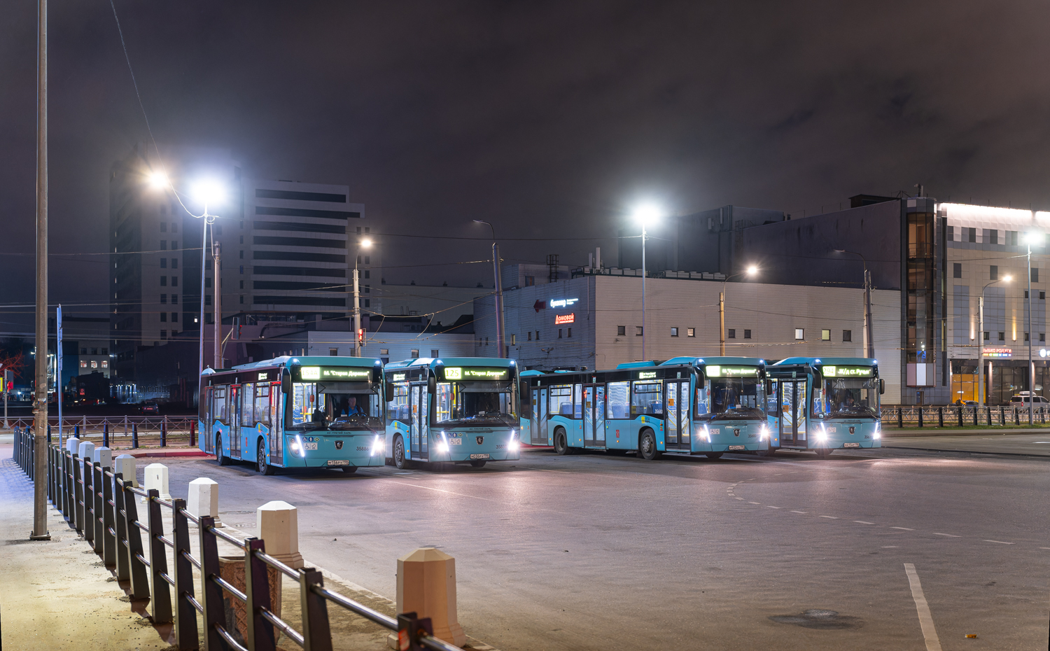 Saint Petersburg, NefAZ-5299-40-57 (LNG) # 35886