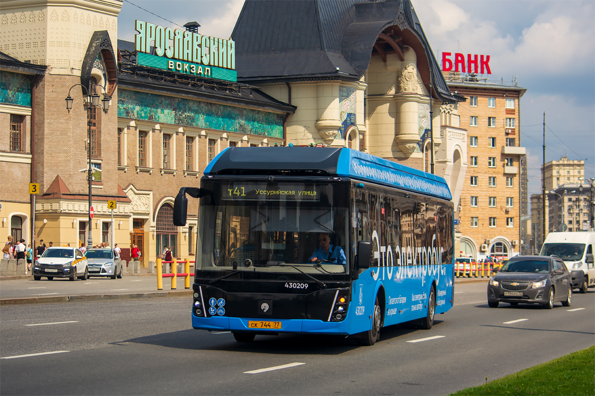 Moscow, LiAZ-6274.00 # 430209