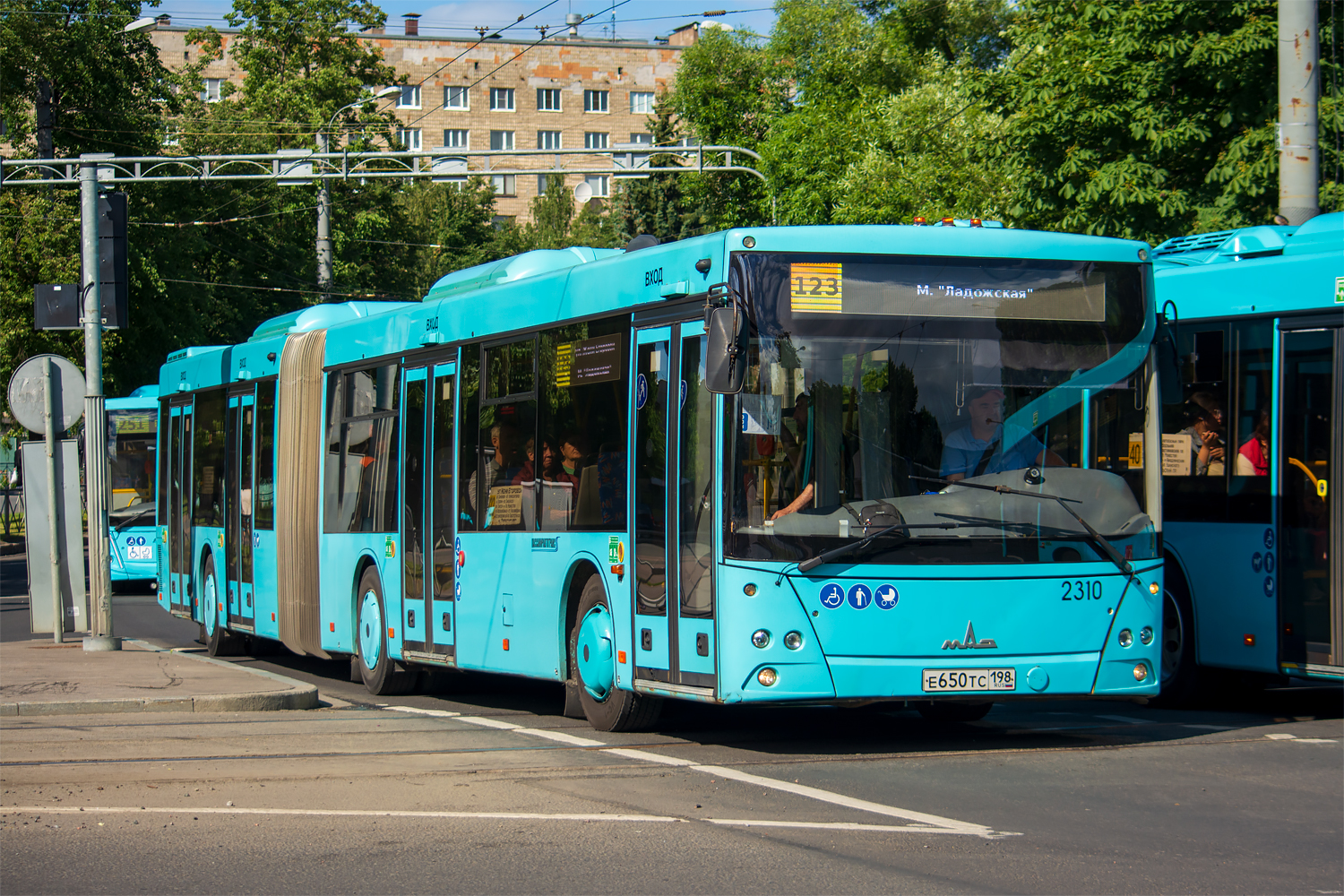 Санкт-Пецярбург, МАЗ-216.066 № 2310