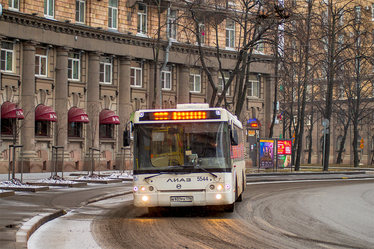 Saint Petersburg, LiAZ-5292.60 # 5544