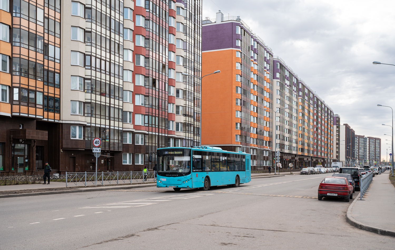 Saint Petersburg, Volgabus-5270.G4 (LNG) # 6963