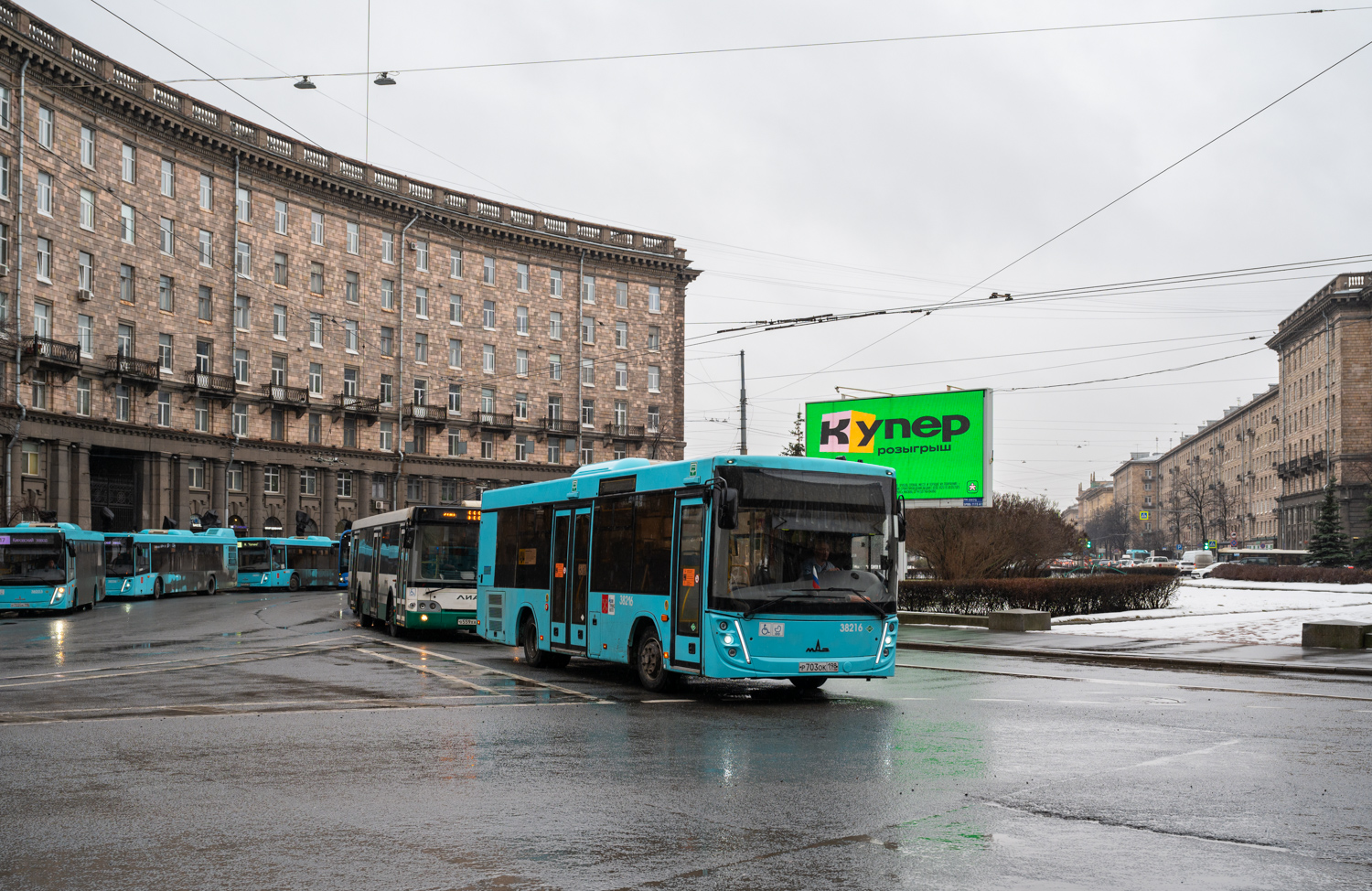 Saint Petersburg, MAZ-206.947 # 38216