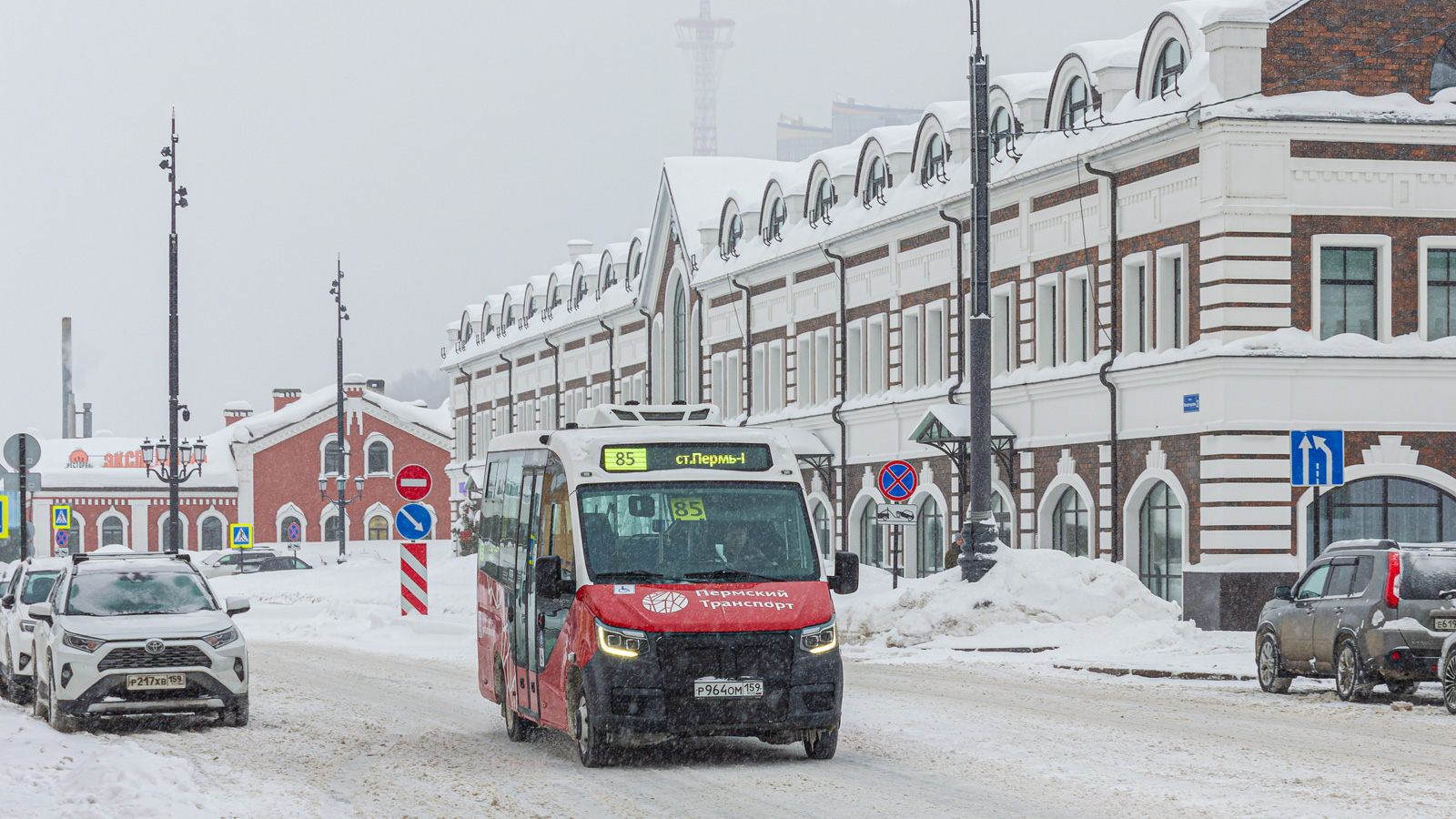 Perm, GAZ-A68R52 City # Р 964 ОМ 159