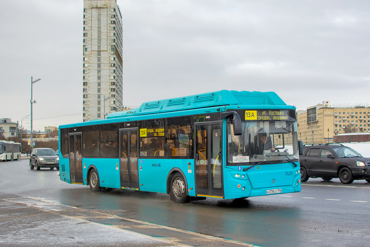 Saint Petersburg, LiAZ-5292.67 (CNG) # 7620