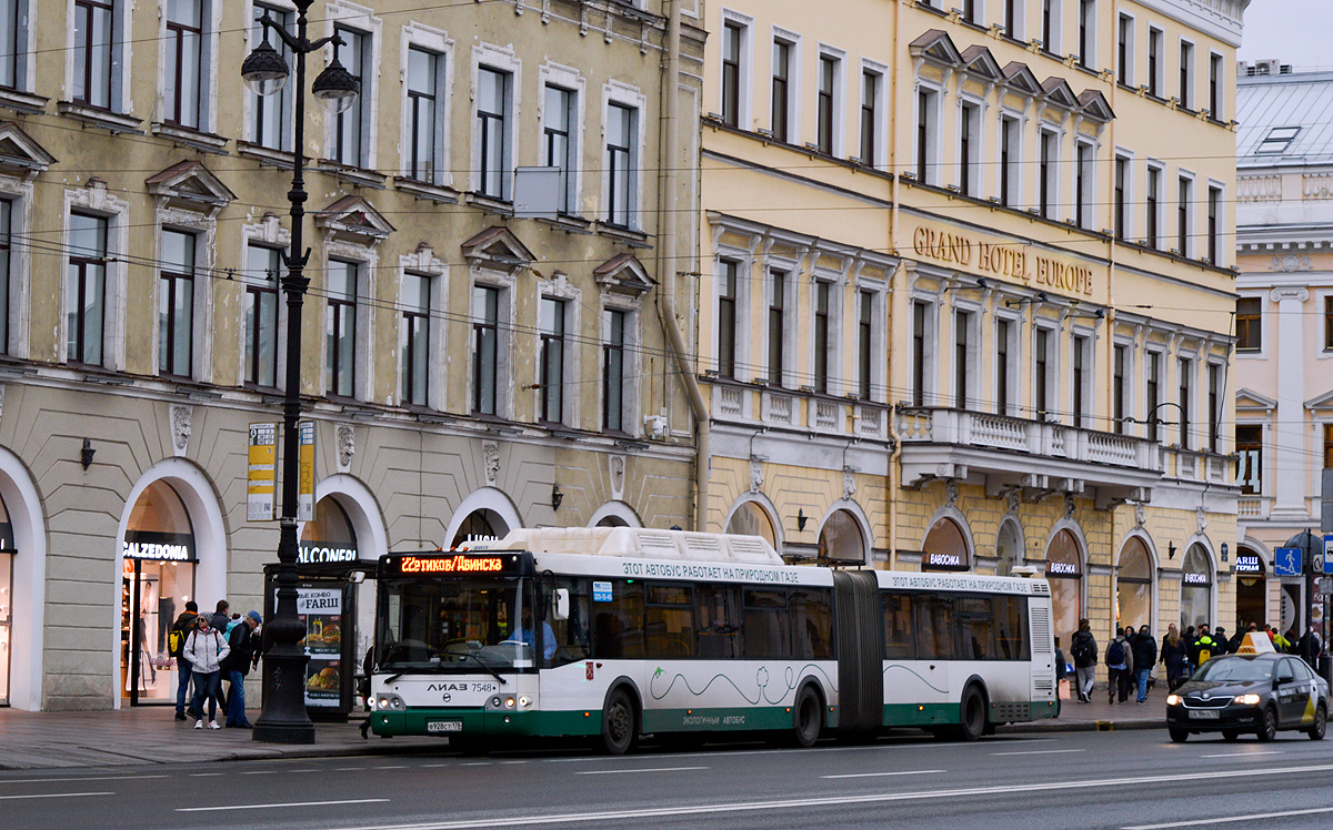 Saint Petersburg, LiAZ-6213.71 # 7548