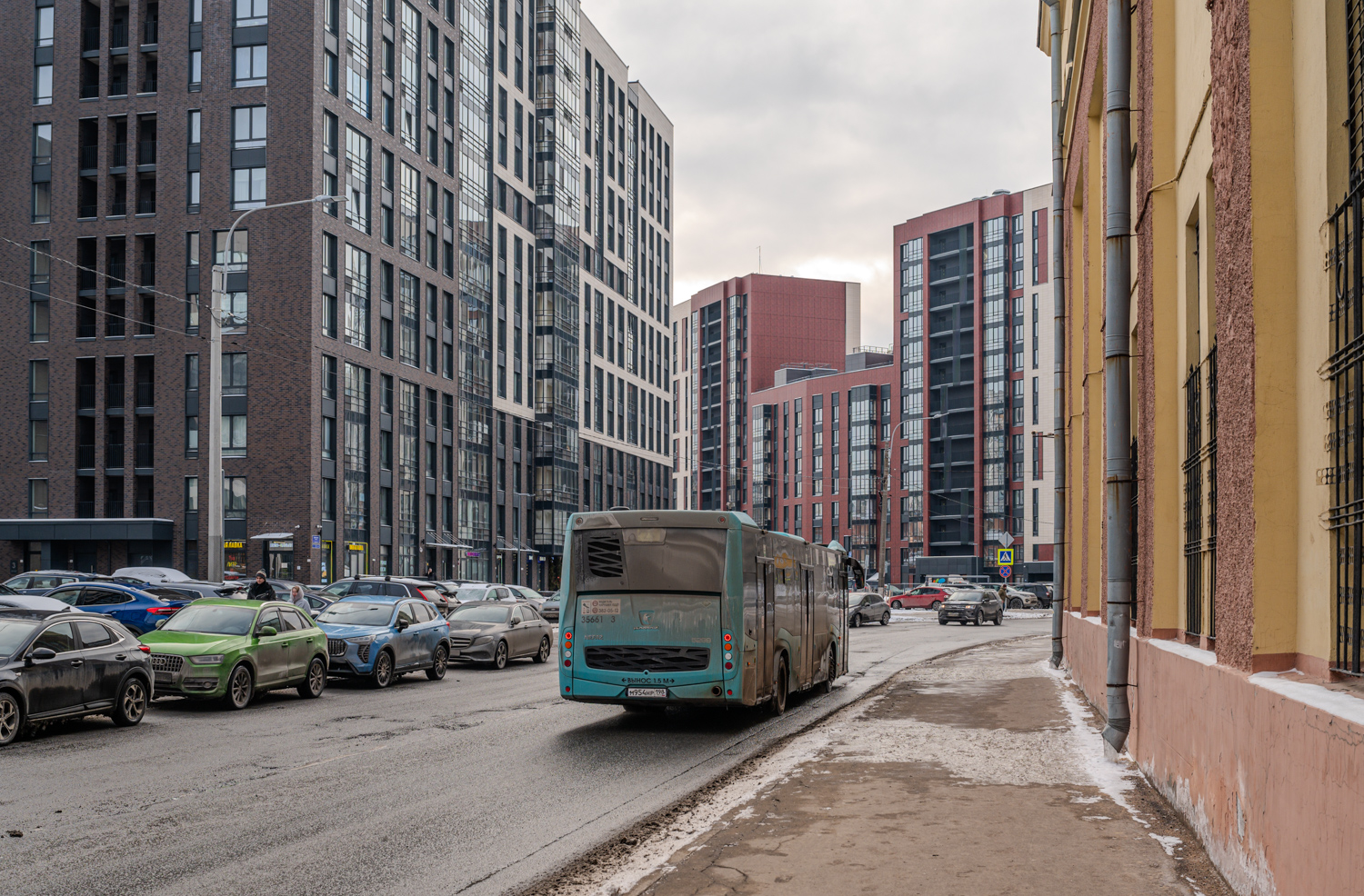 Saint Petersburg, NefAZ-5299-40-57 (LNG) # 35661