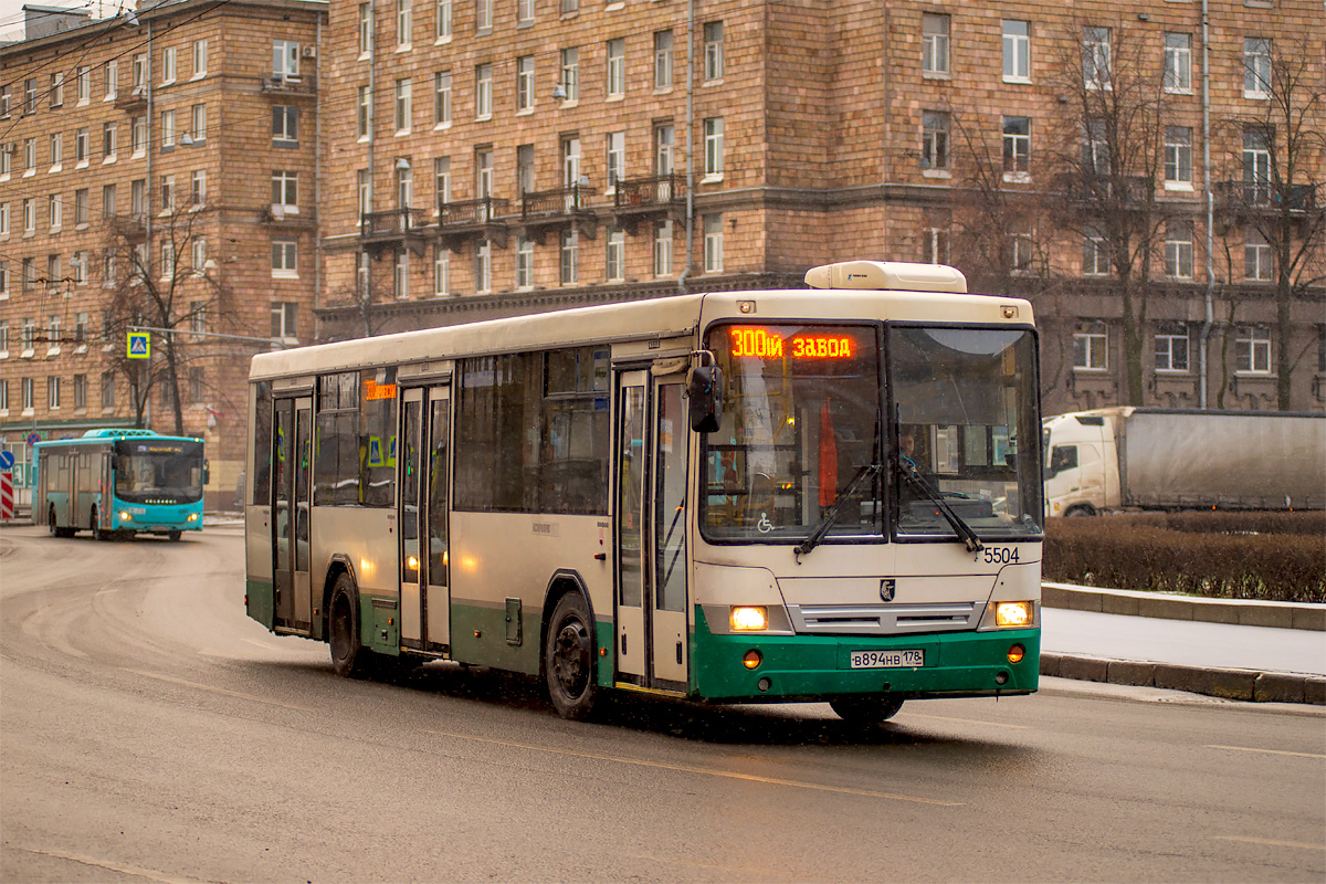 Saint Petersburg, NefAZ-52994-40-42 # 5504