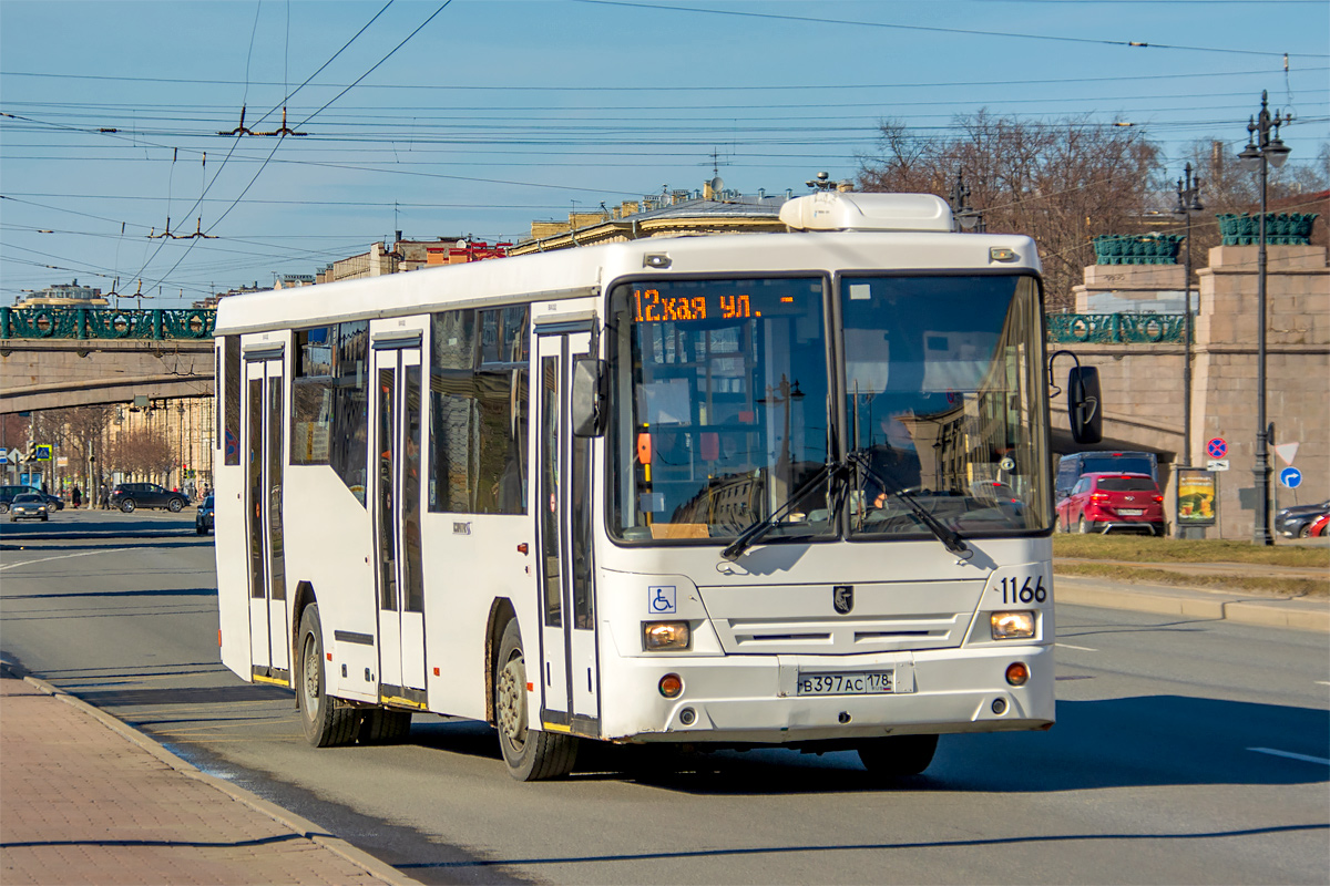 Saint Petersburg, NefAZ-5299-30-32 (5299CN) Nr. 1166
