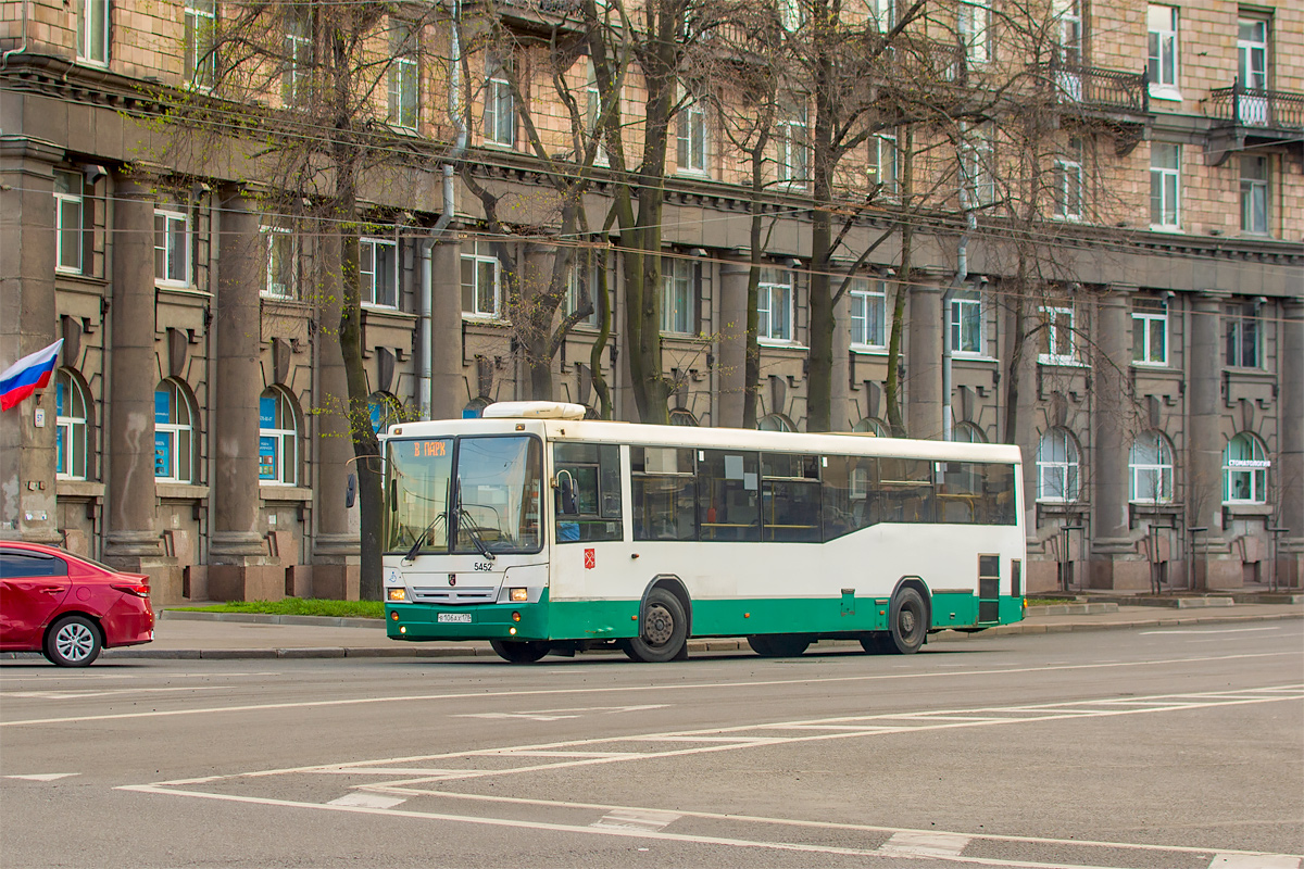 Saint Petersburg, NefAZ-5299-30-32 (5299CN) # 5452