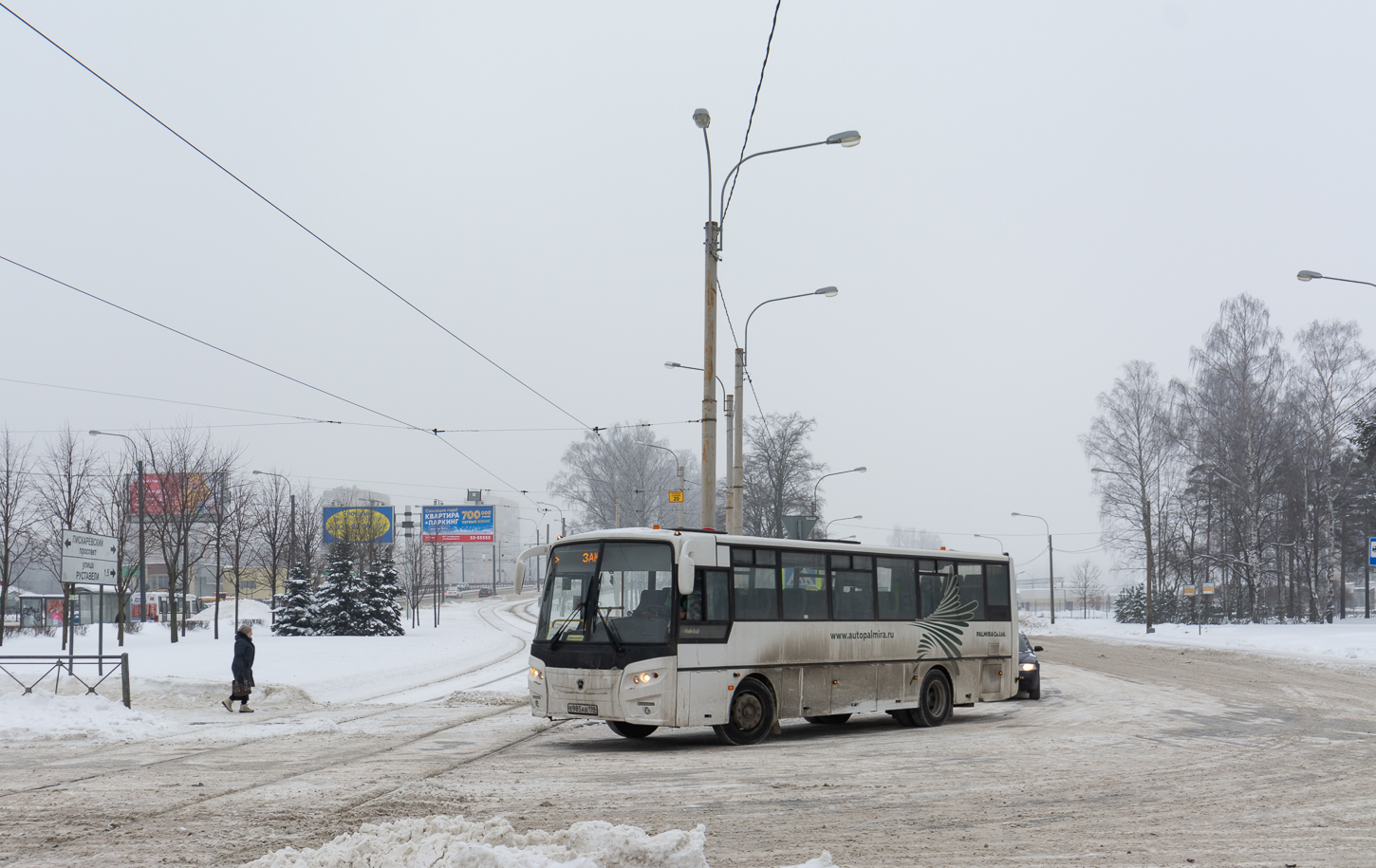 Saint Petersburg, KAvZ-4238-62 # Е 985 АВ 198