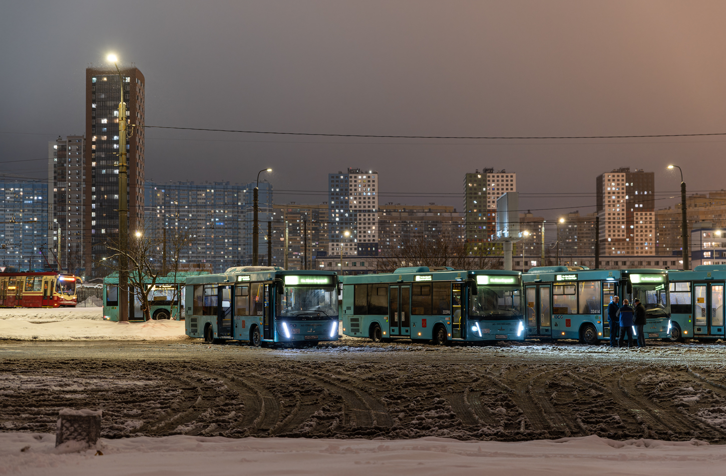 Saint Petersburg, MAZ-206.945 # 32365