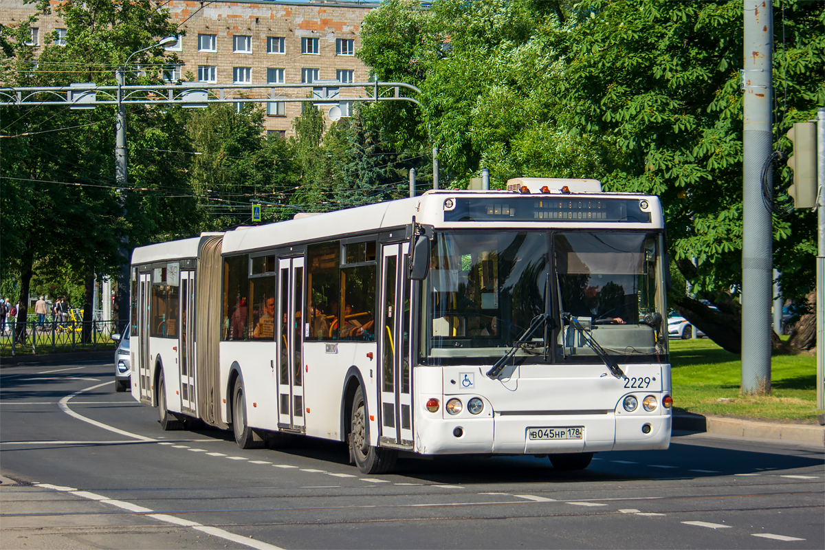 Saint Petersburg, LiAZ-6213.20 # 2229