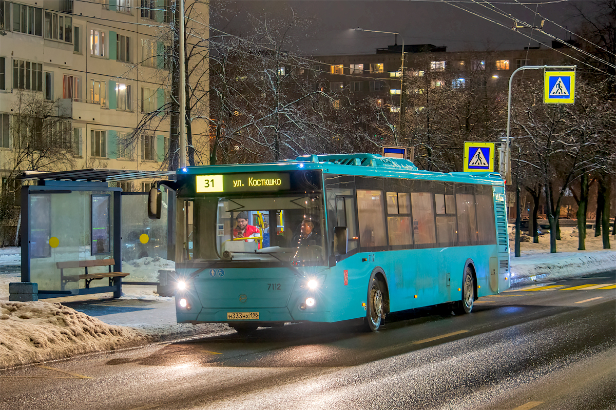 Saint Petersburg, LiAZ-5292.65 # 7112