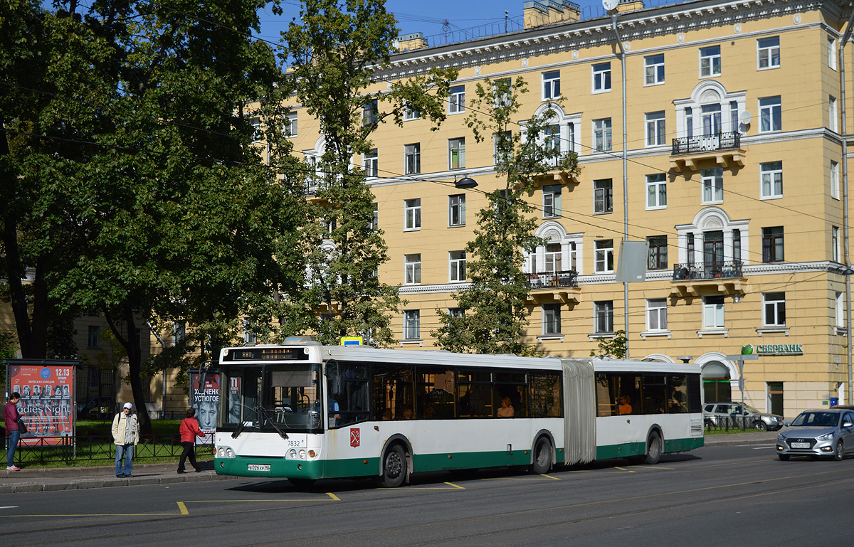 Saint Petersburg, LiAZ-6213.20 # 7832