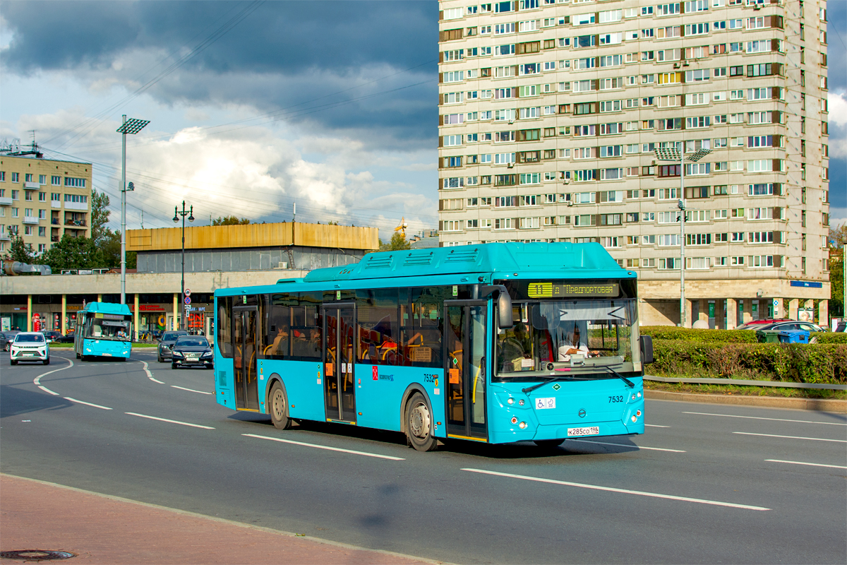 Saint Petersburg, LiAZ-5292.67 (CNG) # 7532