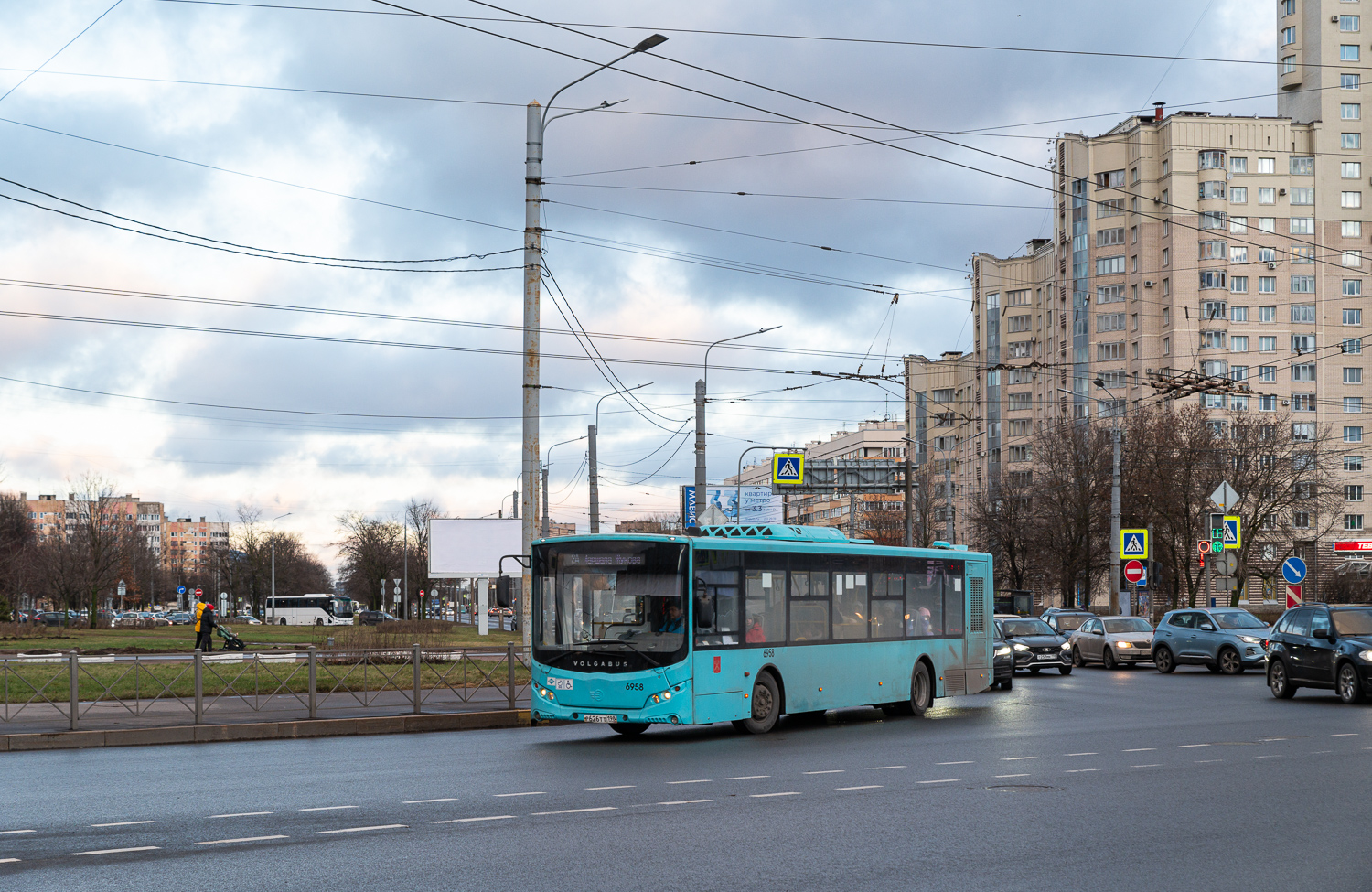 Saint Petersburg, Volgabus-5270.G4 (LNG) # 6958