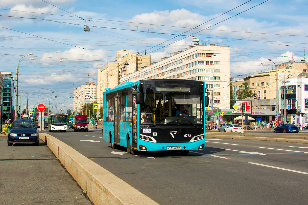 Saint Petersburg, Volgabus-4298.G4 (LNG) # 6772