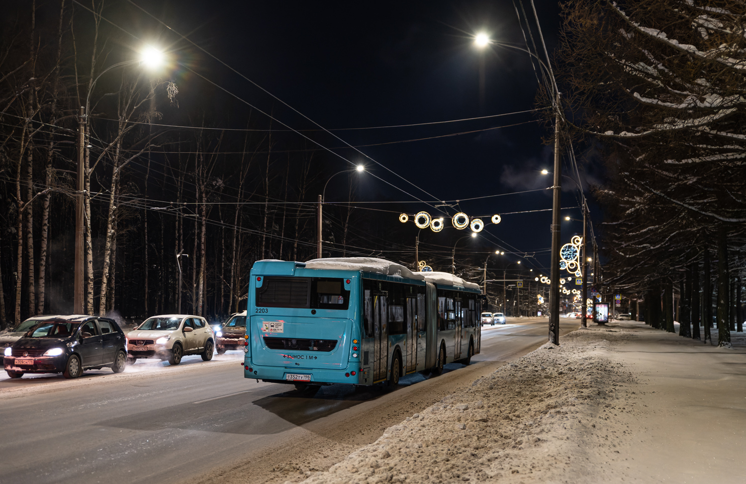 Saint Petersburg, LiAZ-6213.65 # 2203