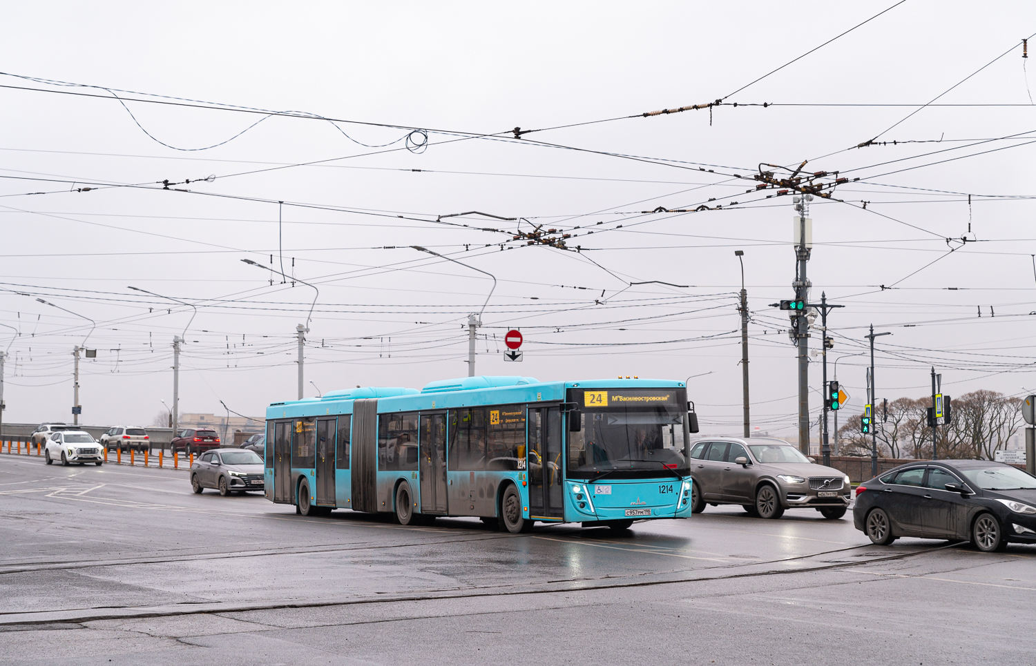 Saint Petersburg, MAZ-216.047 # 1214
