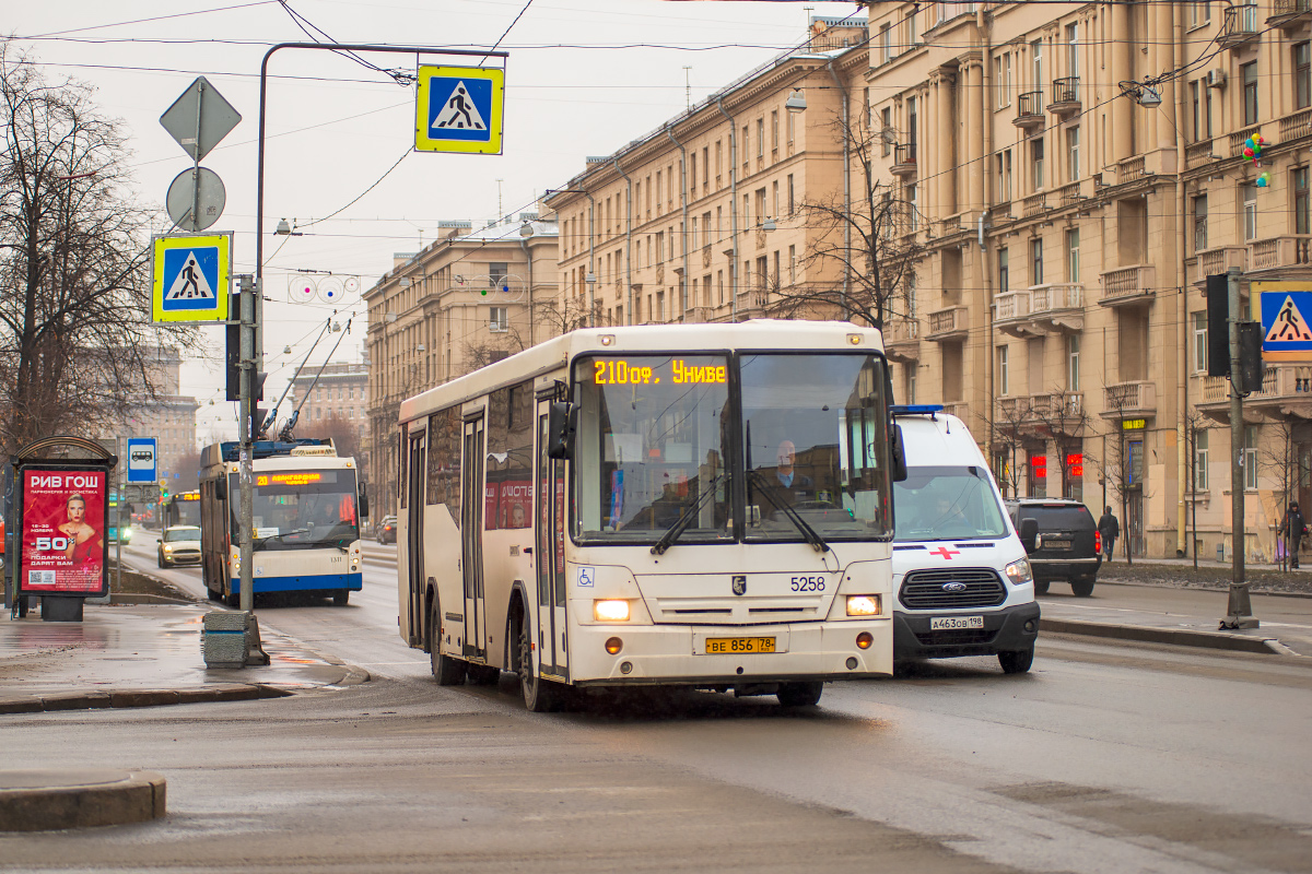 Saint Petersburg, NefAZ-5299-30-32 (5299CN) # 5258
