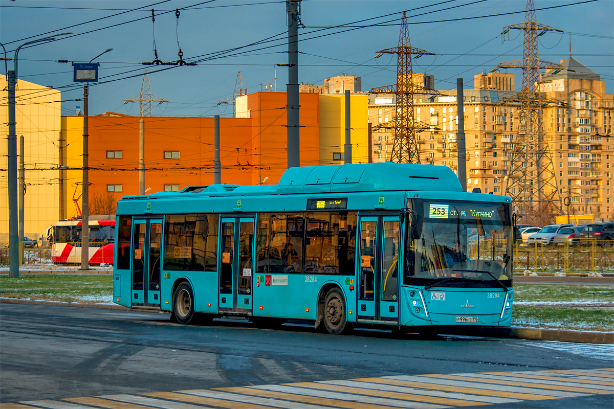 Saint Petersburg, MAZ-203.948 # 38284