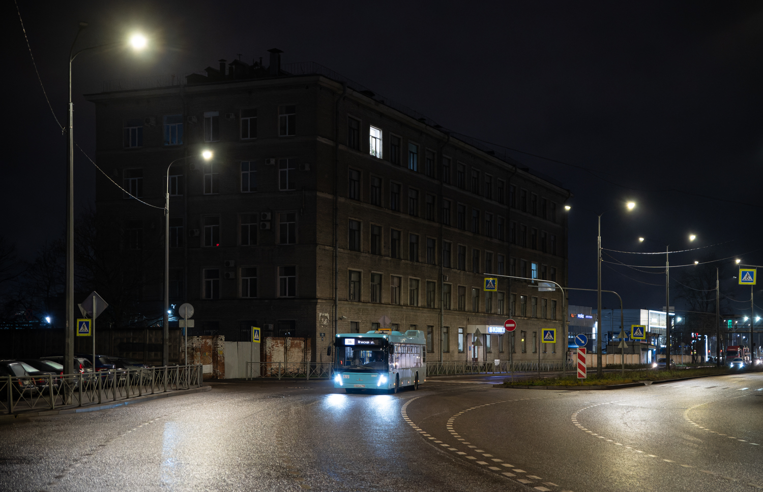 Saint Petersburg, MAZ-203.947 # 38161