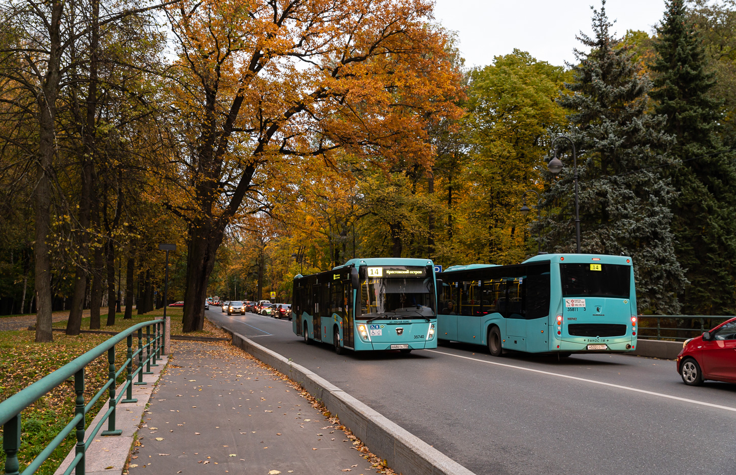Saint Petersburg, NefAZ-5299-40-57 (LNG) # 35740
