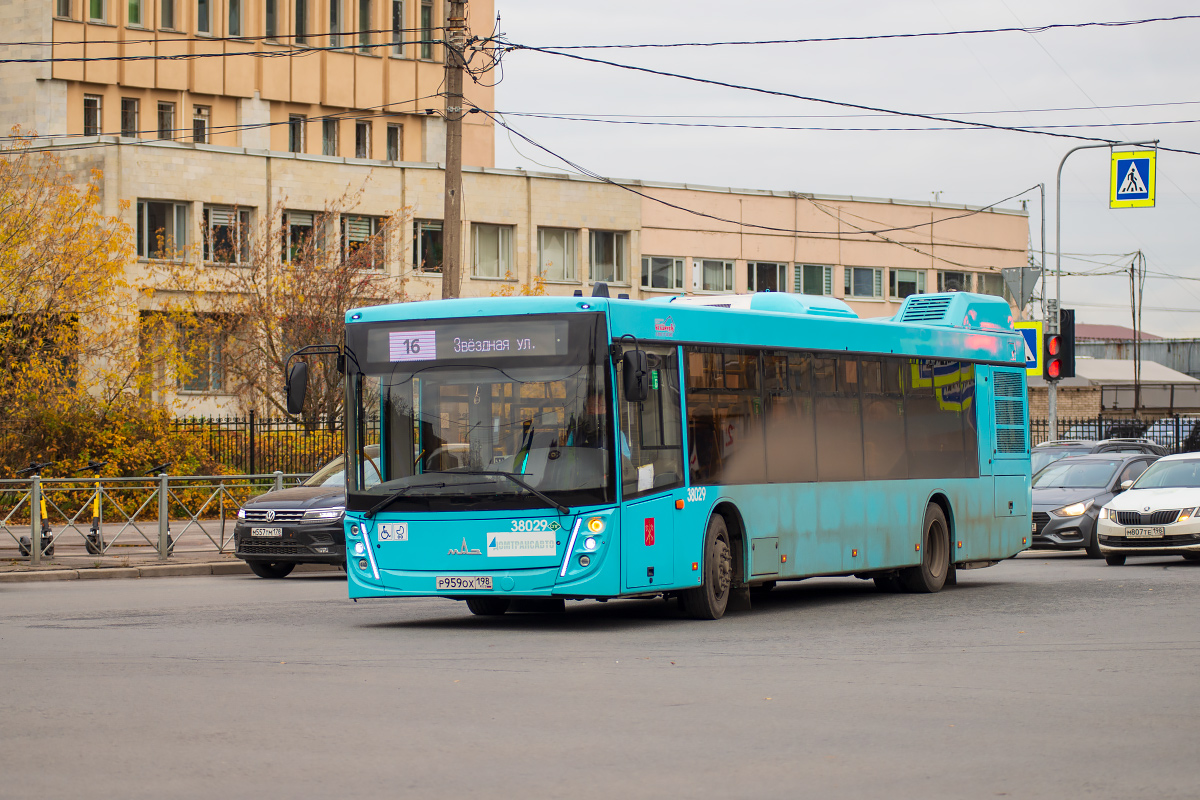Saint Petersburg, MAZ-203.945 # 38029
