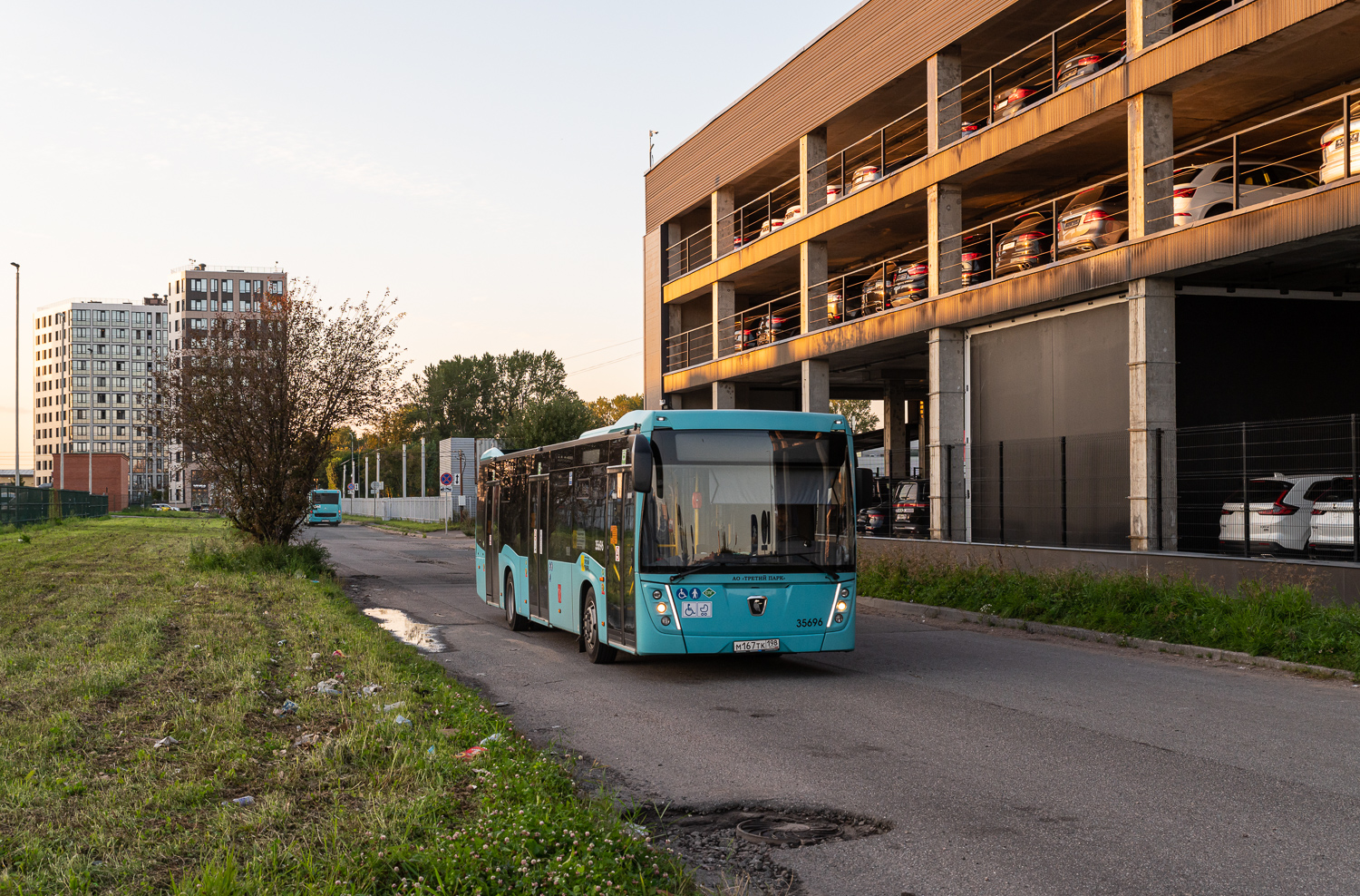 Saint Petersburg, NefAZ-5299-40-57 (LNG) # 35696