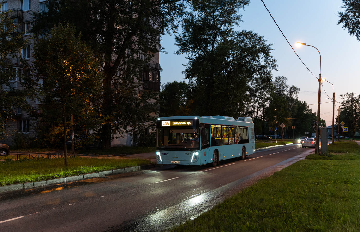 Санкт-Пецярбург, МАЗ-203.047 № 8527