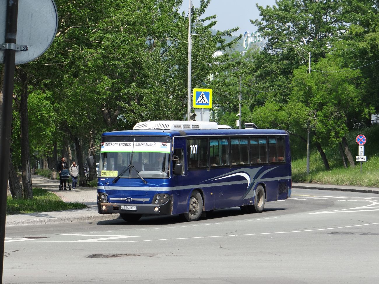 Petropavlovsk-Kamchatsky, Daewoo BS106 Royal City (Busan) # 707