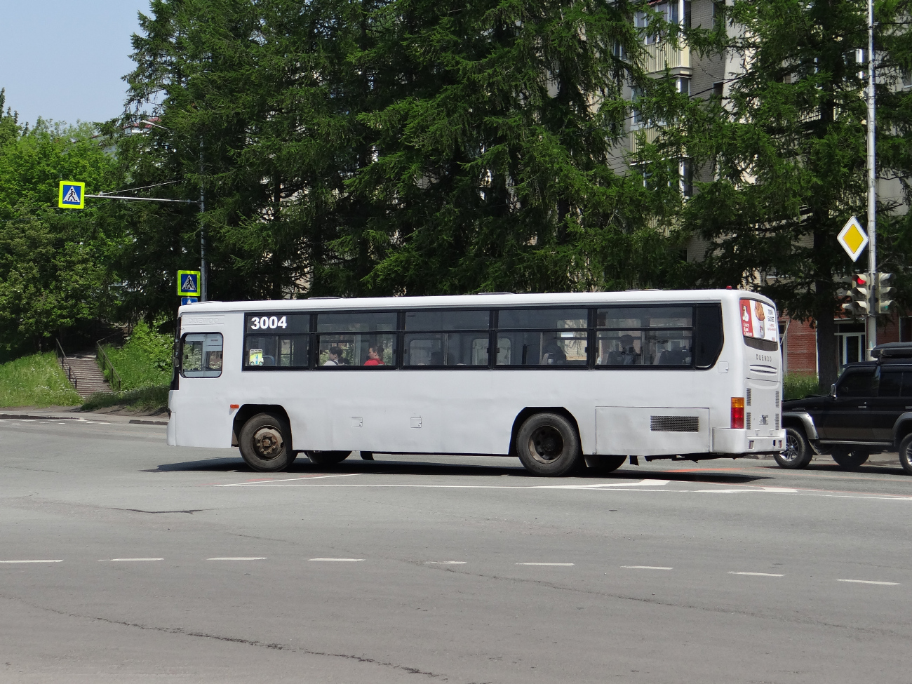 Petropavlovsk-Kamchatsky, Daewoo BS106 Royal City (Ulsan) # 3004
