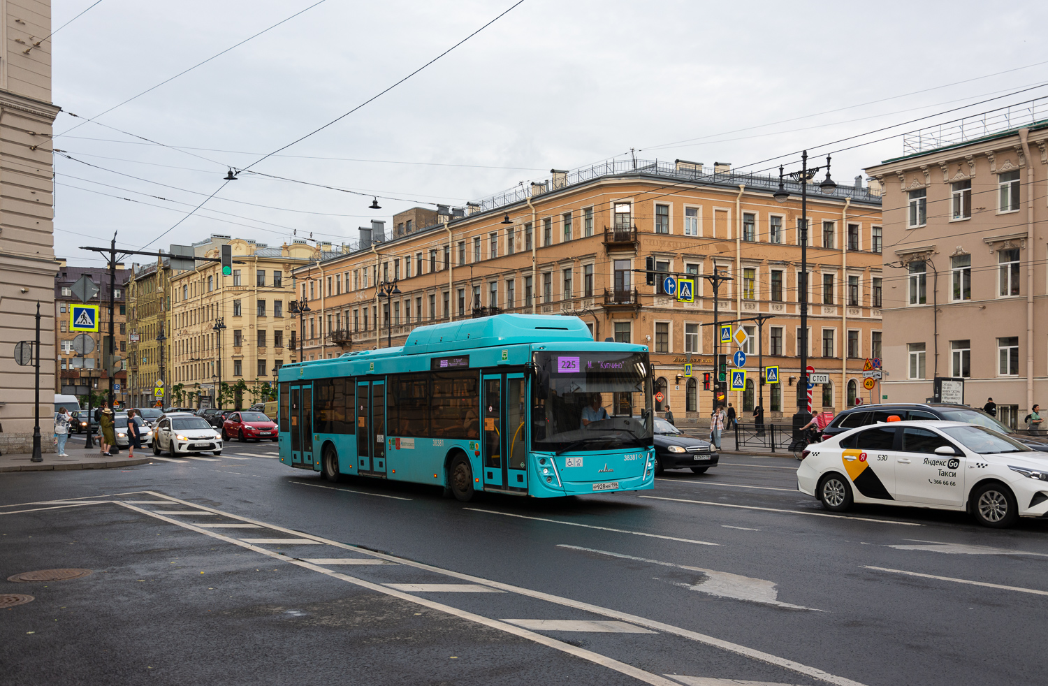Saint Petersburg, MAZ-203.948 # 38381