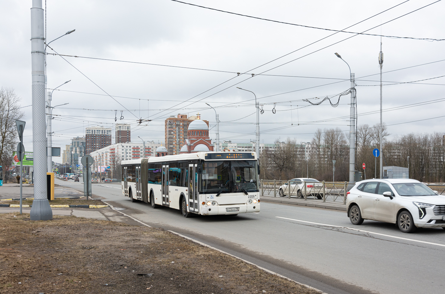 Saint Petersburg, LiAZ-6213.20 # 2208