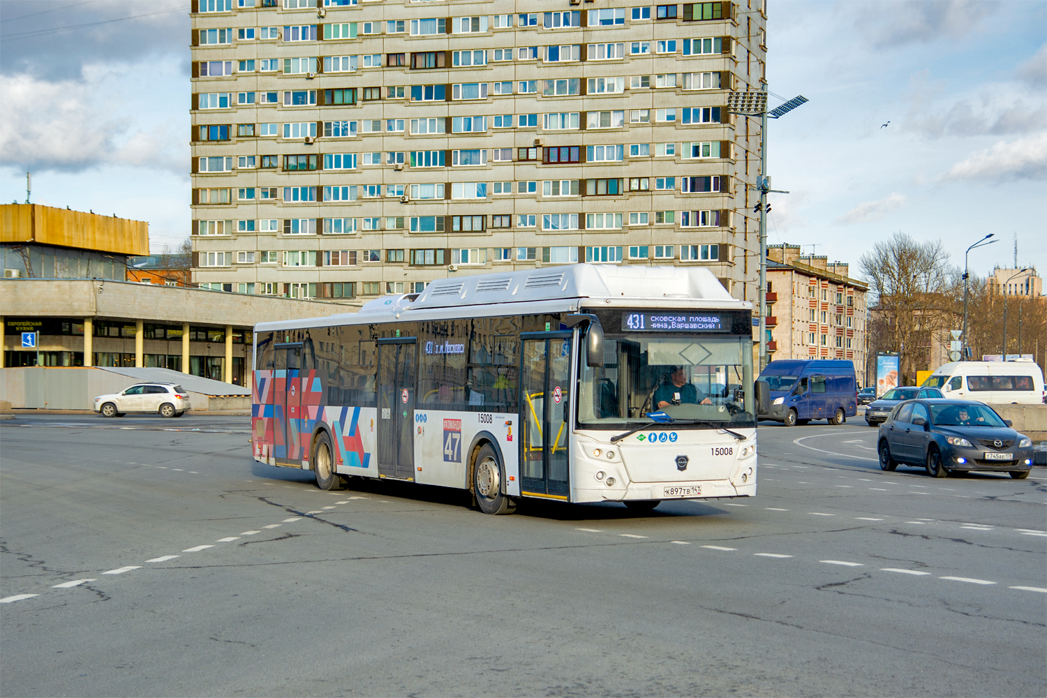 Gatchina, LiAZ-5292.67 (CNG) # 15008