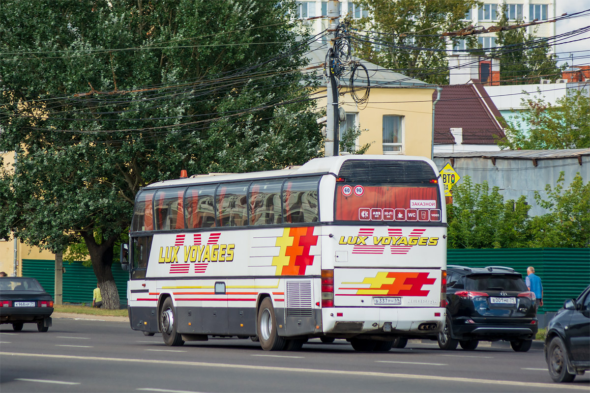 Tula Oblast, Neoplan N116 Cityliner # В 337 РН 69