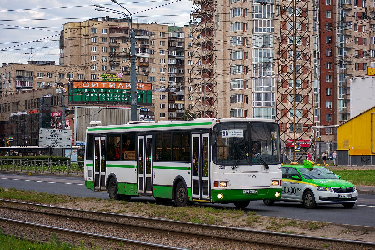 Saint Petersburg, LiAZ-5293.60 # 3788