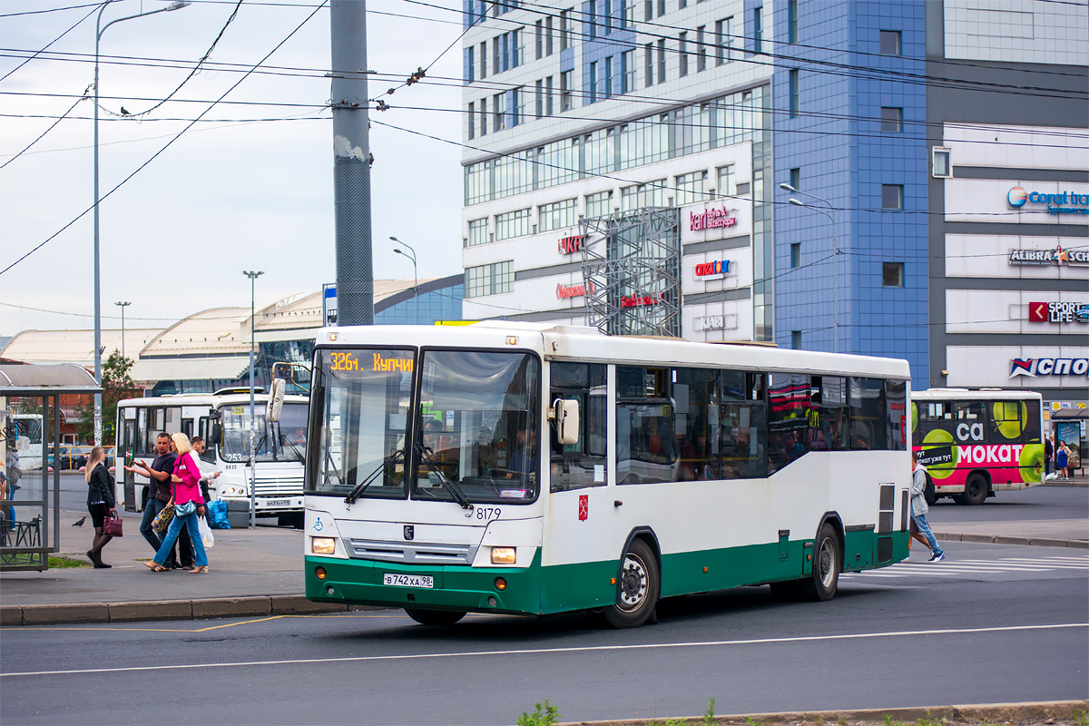Saint Petersburg, NefAZ-5299-30-32 (5299CN) # 8179