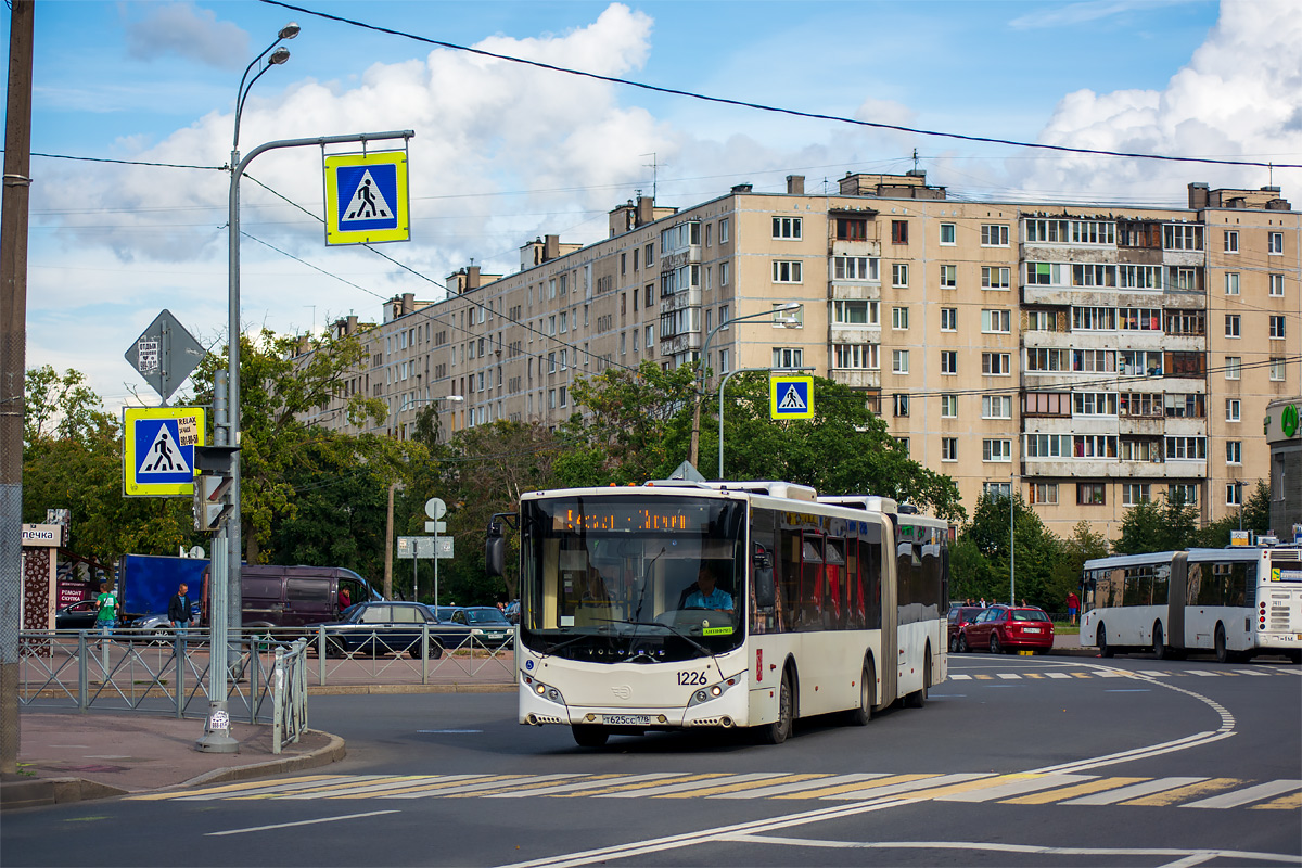 Saint Petersburg, Volgabus-6271.00 # 1226