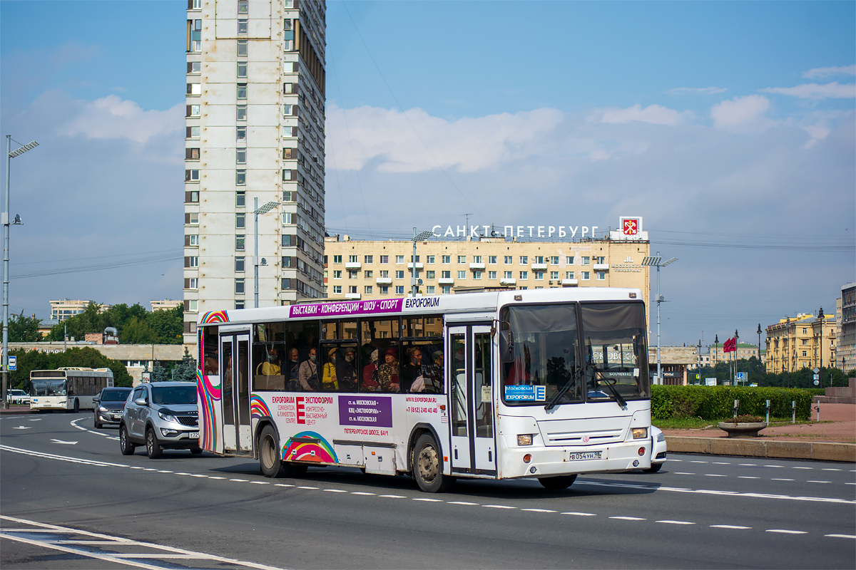Saint Petersburg, NefAZ-5299-11-33 (5299KC) # В 054 УН 98