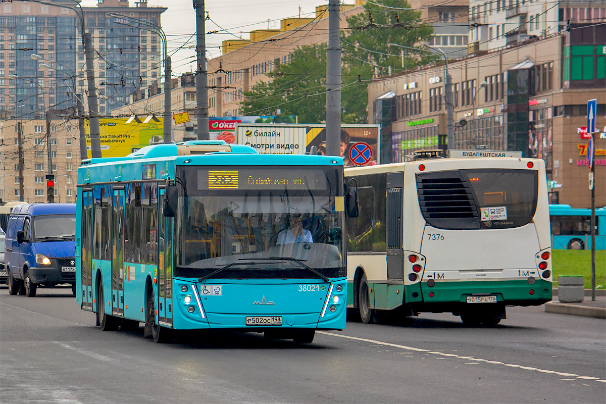 Saint Petersburg, MAZ-203.945 # 38021