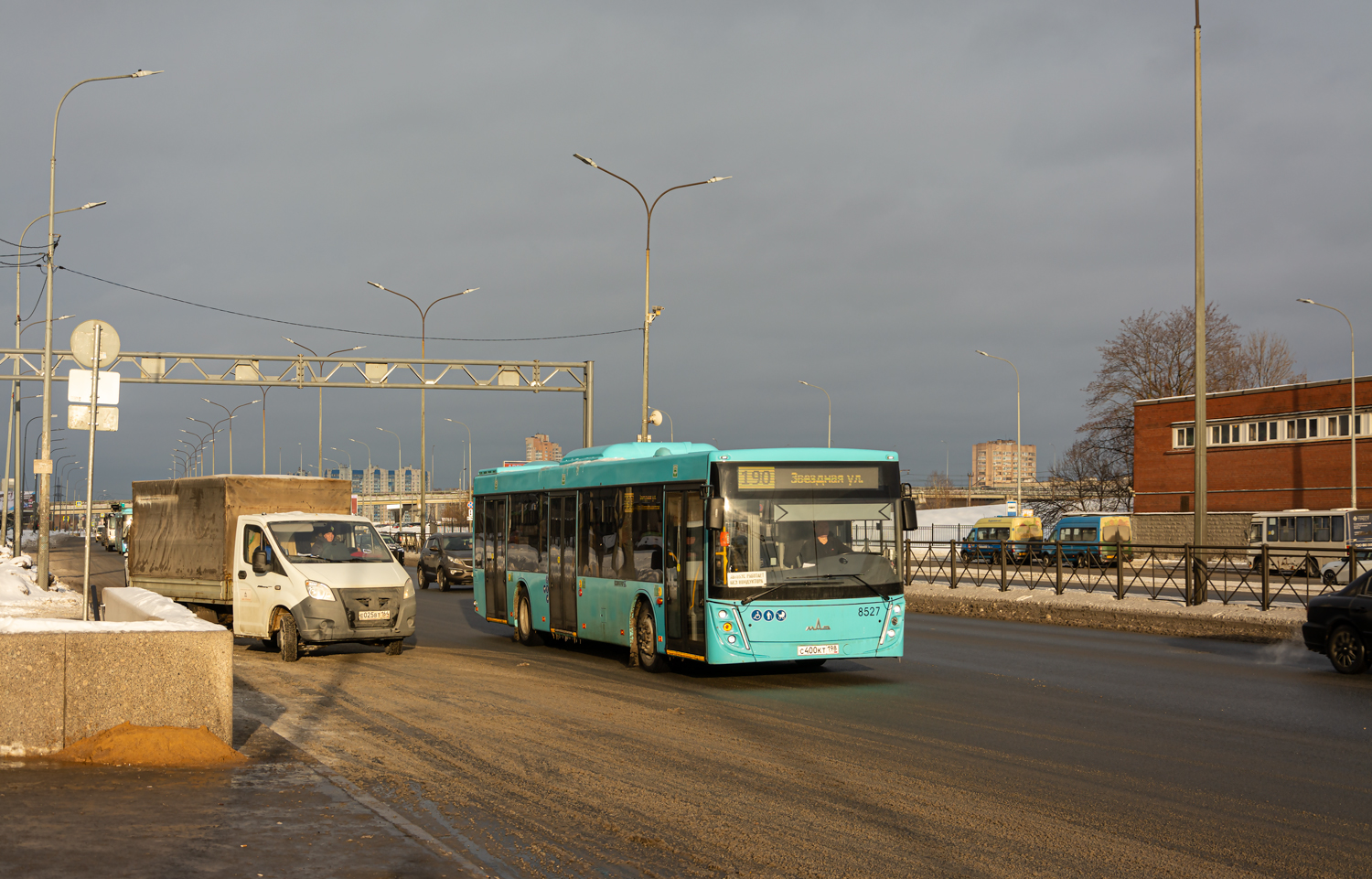Saint Petersburg, MAZ-203.047 No. 8527