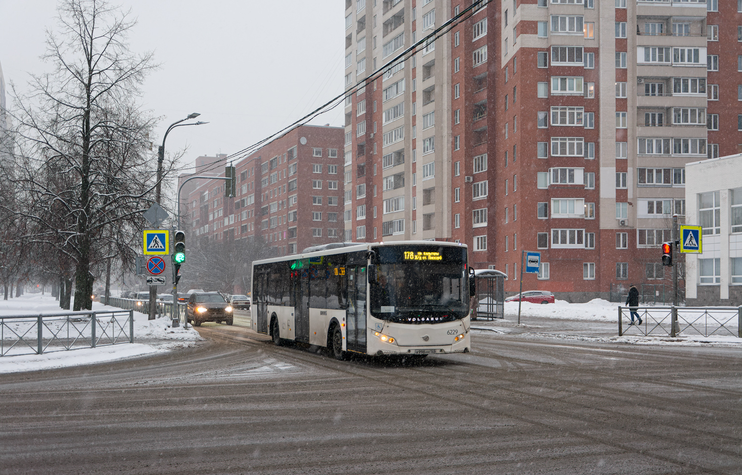 Saint Petersburg, Volgabus-5270.05 # 6229
