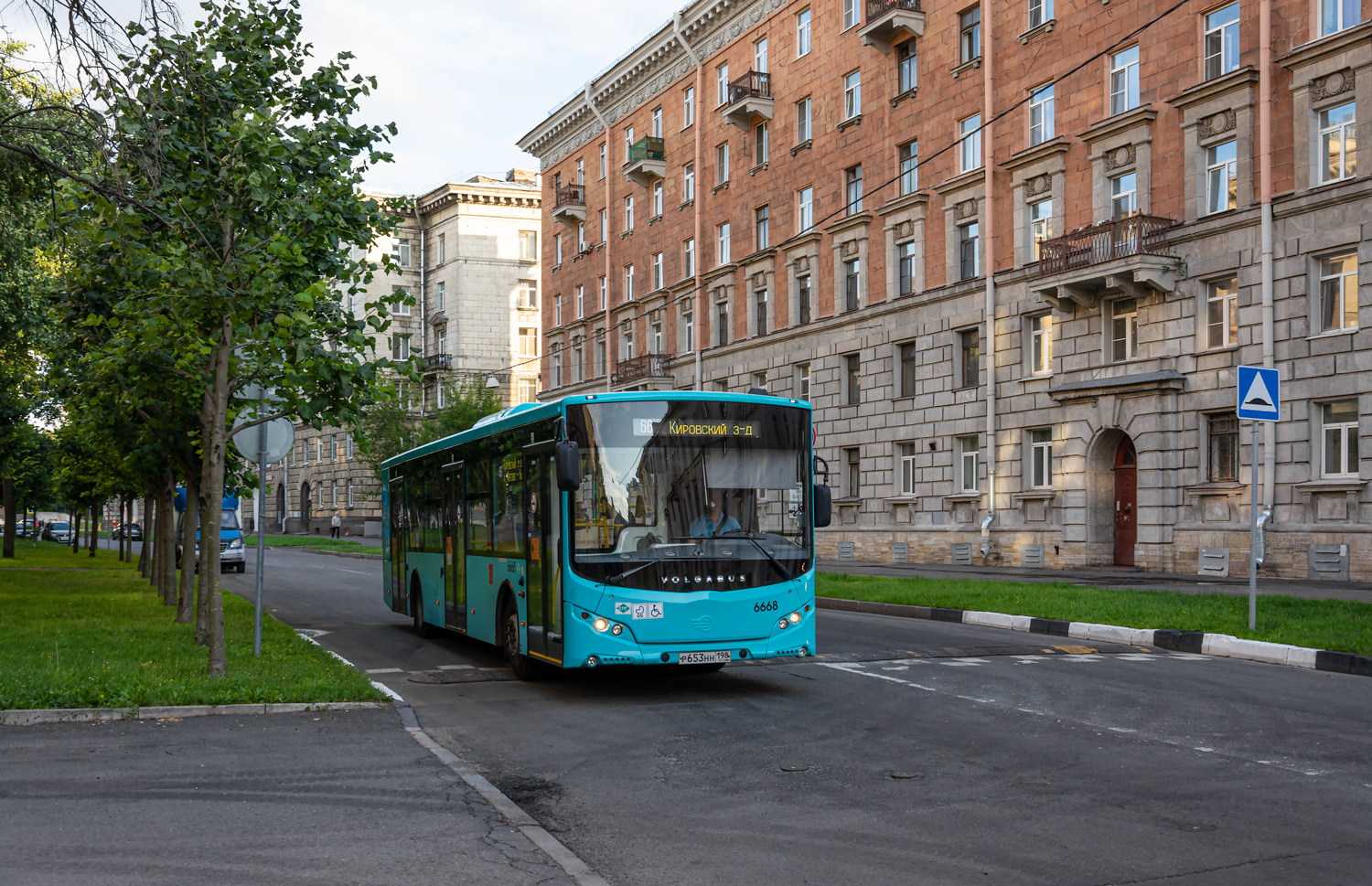 Saint Petersburg, Volgabus-5270.G4 (LNG) No. 6668