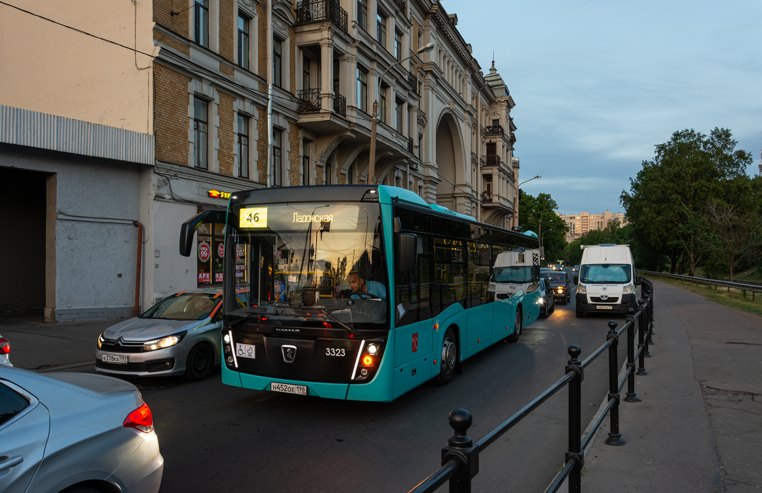 Saint Petersburg, NefAZ-5299-40-52 # 3323
