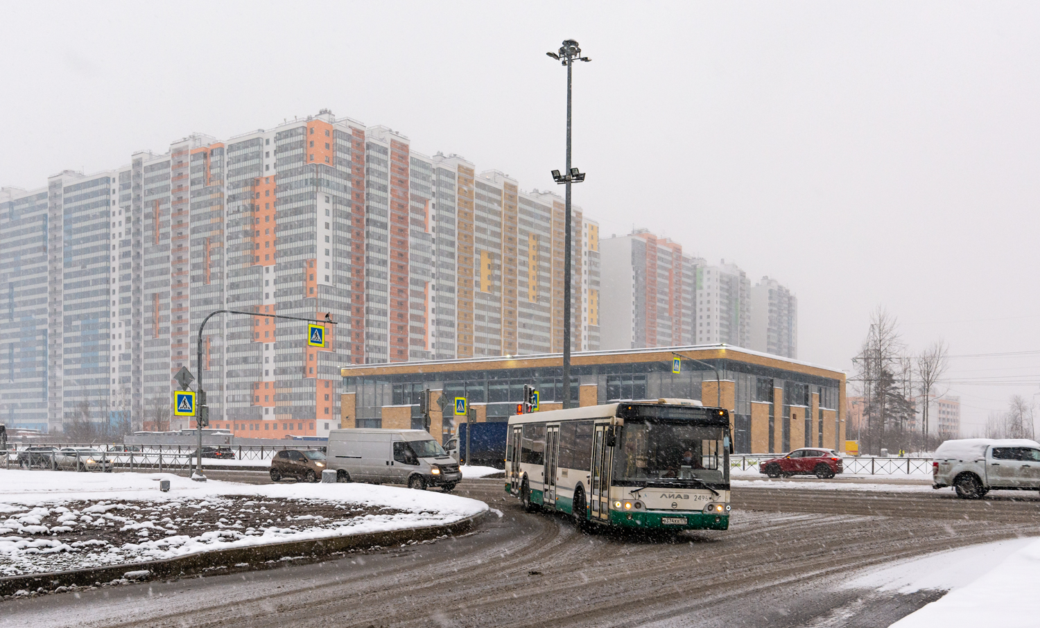 Saint Petersburg, LiAZ-5292.60 # 2496