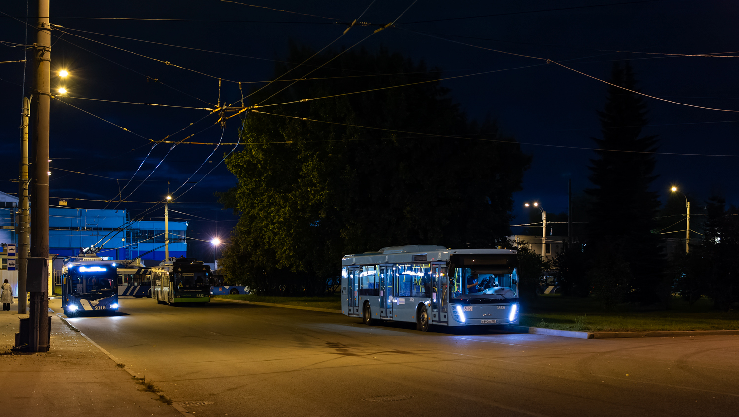 Saint Petersburg, MAZ-203.947 # 38526