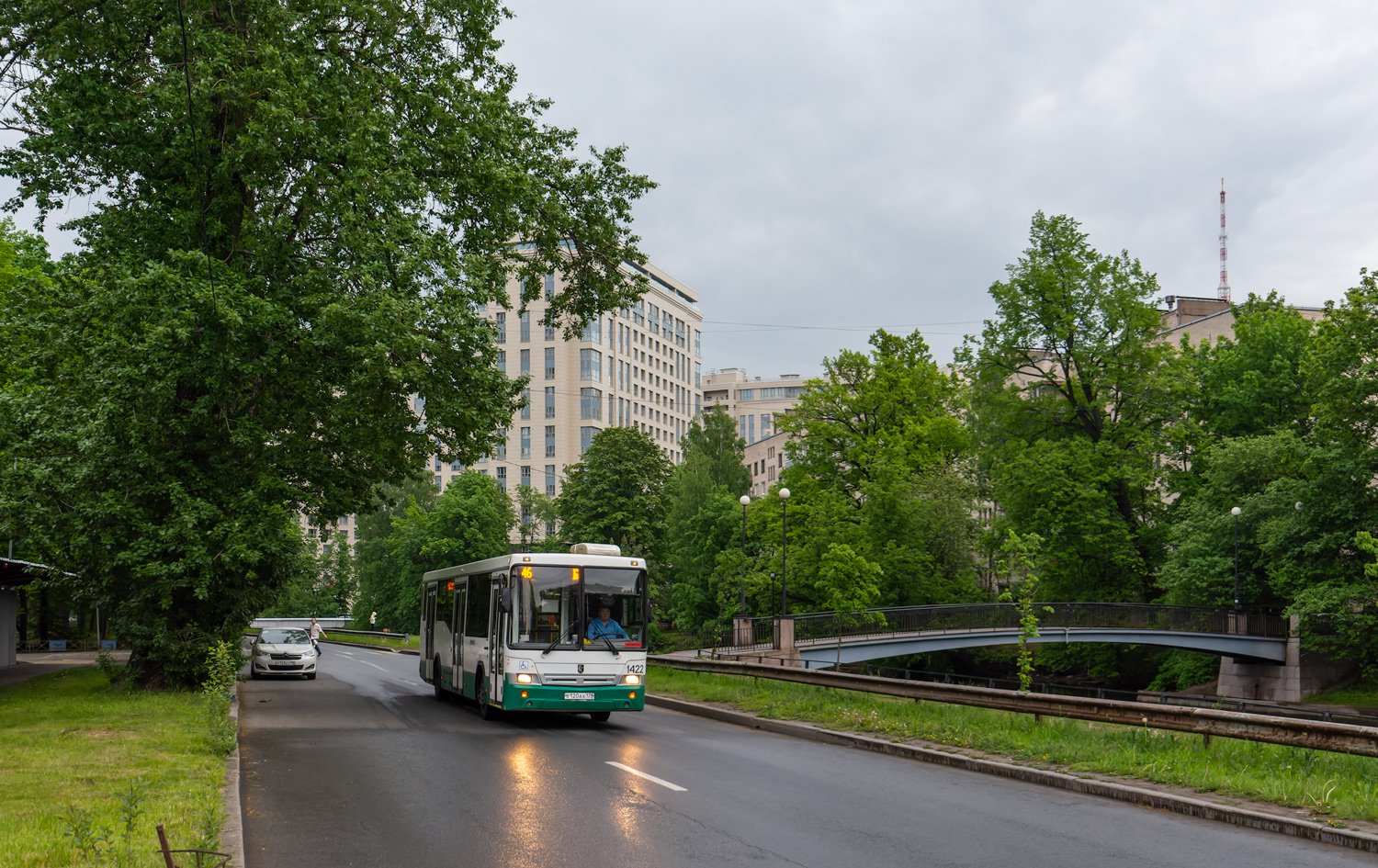 Saint Petersburg, NefAZ-5299-30-32 (5299CN) # 1422